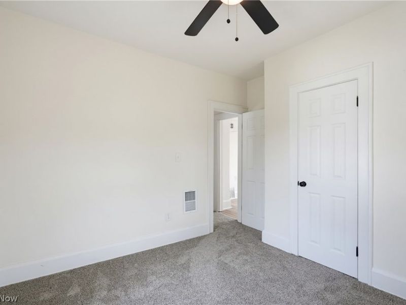 7822 Laumar Avenue, Cleveland, OH 44105 Photo 28