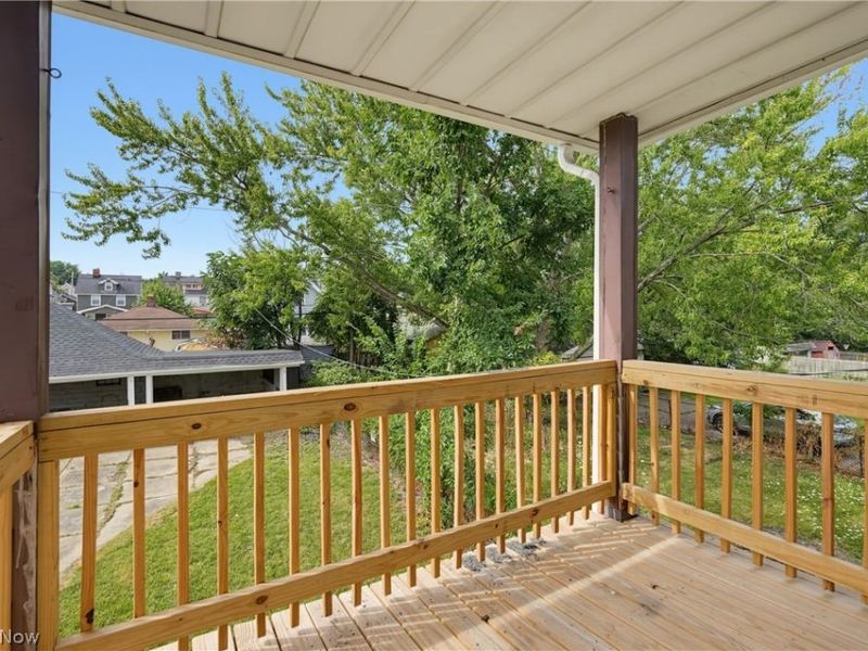 7822 Laumar Avenue, Cleveland, OH 44105 Photo 29