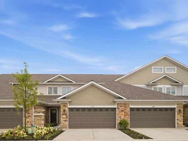 160 Violet Lane , Wheeling, IL 60090