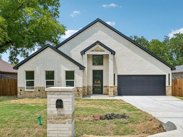 606 Netherland Drive, Seagoville, TX 75159