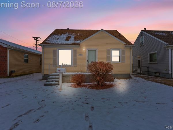 27550 Garfield Street , Roseville, Mi 48066