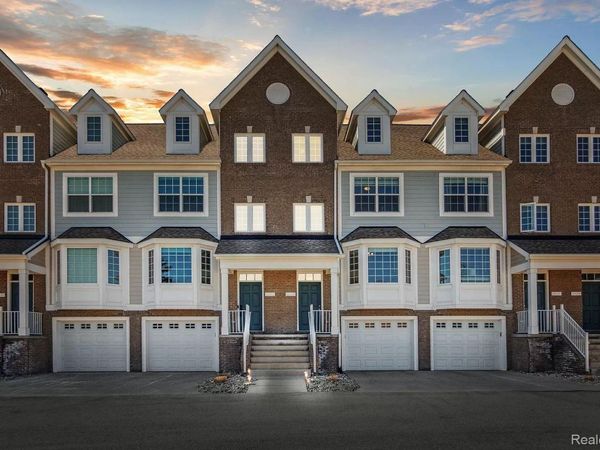 2535 W TOWNE Street , Ann Arbor, Mi 48103