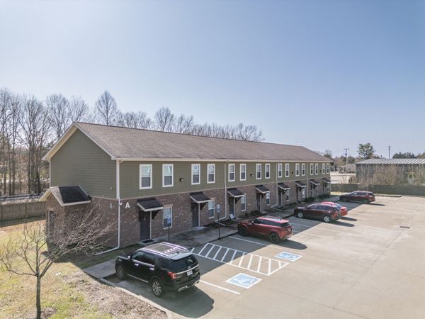 156 Silver St , Tullahoma, TN 37388