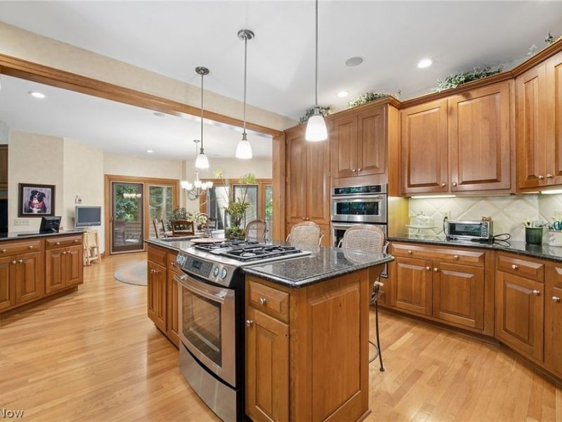 388 Lily Pond Court, Columbus, OH 43230 Photo 13