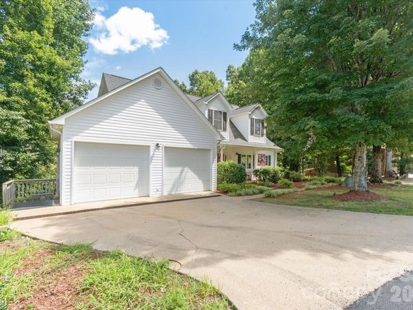 192 Lake Club Drive , Nebo, NC 28761