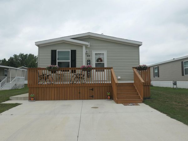 1162 Wellington Drive, Mt Pleasant, MI 48858