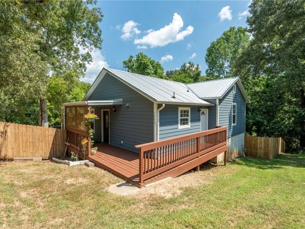 1003 S Walnut Street , Harrison, AR 72601