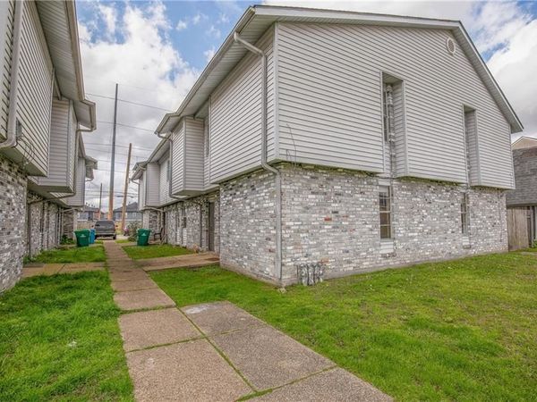 56 BRANDON HALL Drive , Unit C, Destrehan, LA 70047