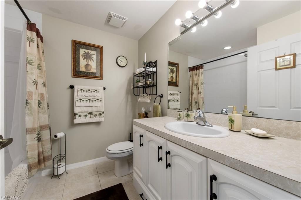2261 Somerset Ridge Dr, Unit 103, Lehigh Acres, FL 33973 Photo