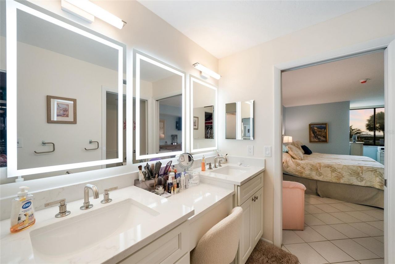 713 Bayport Way, Unit 713, Longboat Key, FL 34228 Photo