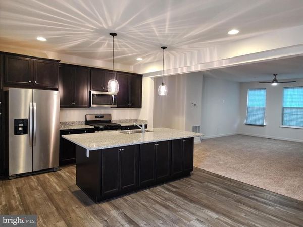 299 BUCKEYE CIRCLE , LA PLATA, MD 20646