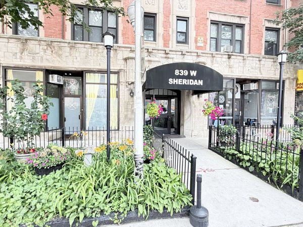 839 W Sheridan Road , Unit 404, Chicago, IL 60613