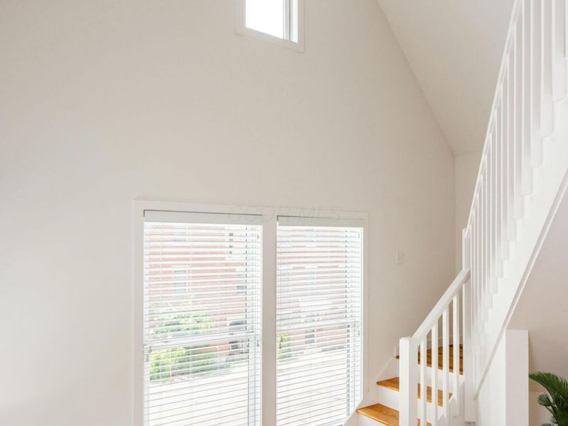 978 Summit Street, Columbus, OH 43201 Photo 24