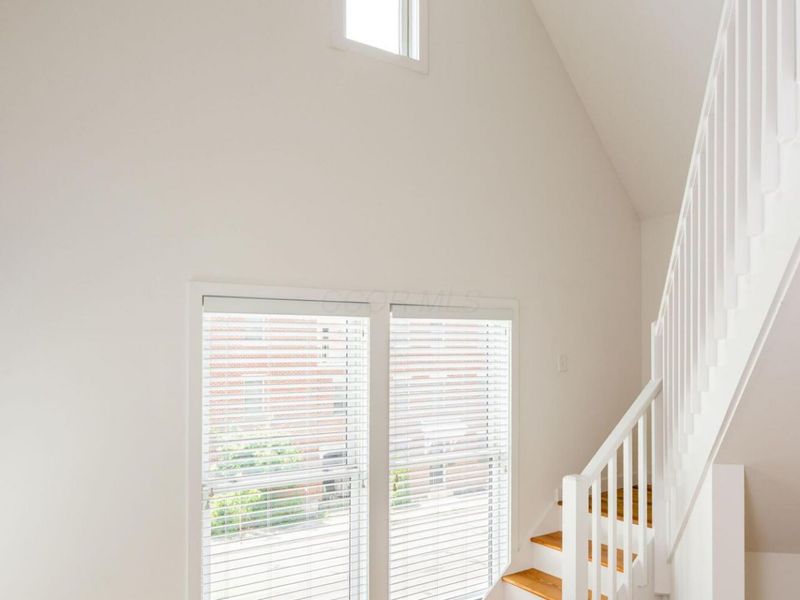 978 Summit Street, Columbus, OH 43201 Photo 25