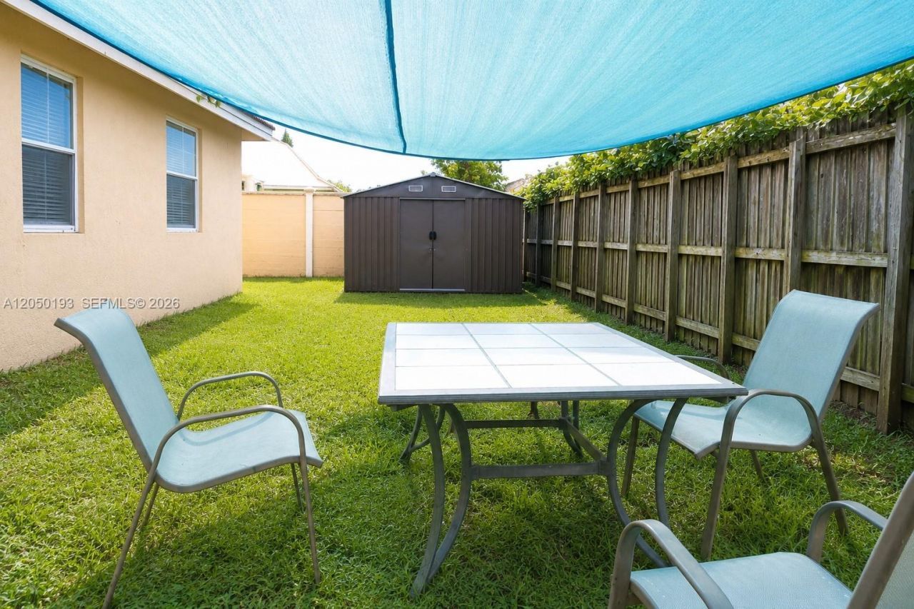 16474 SW 84th St, Miami, FL 33193 Photo