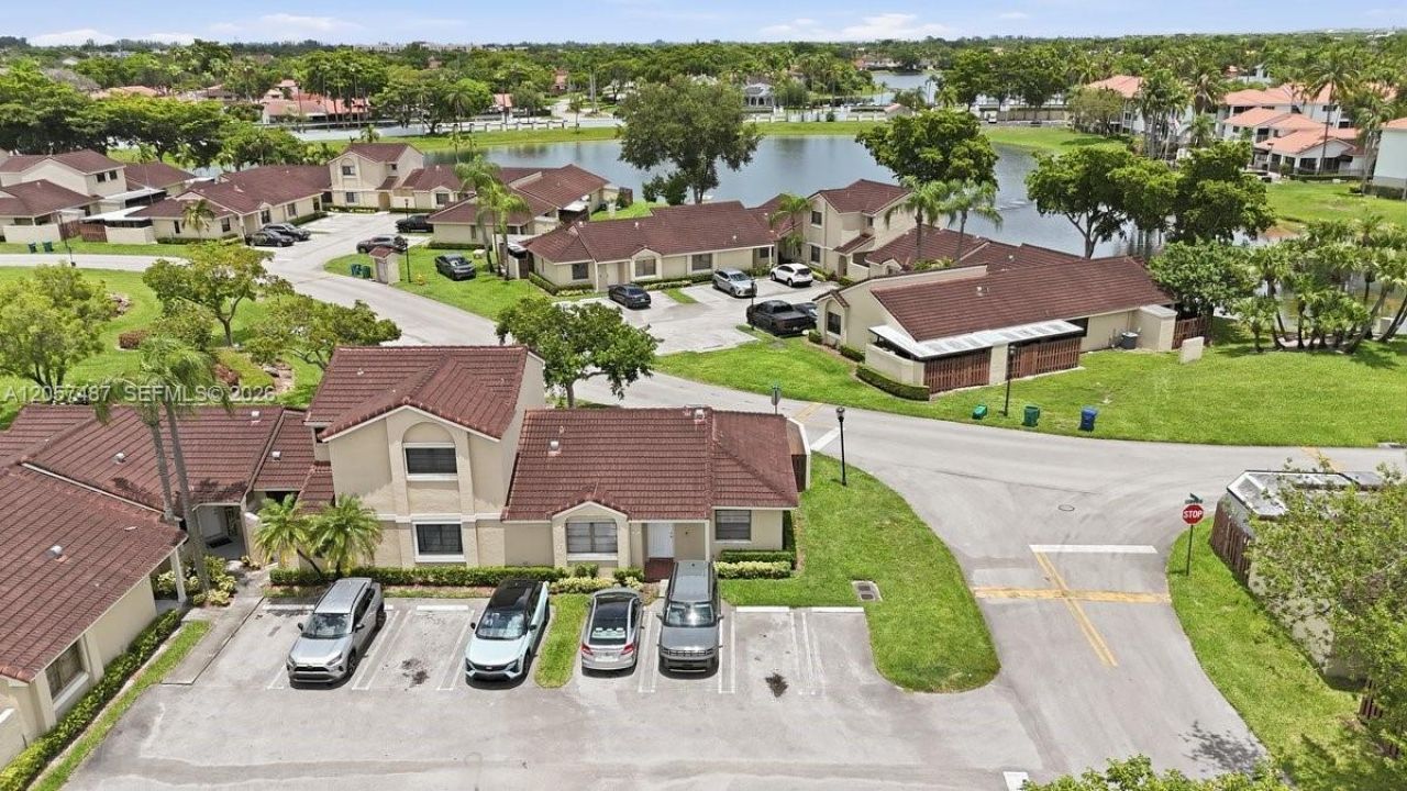 6473 NW 170th Ln , Hialeah, FL 33015 Photo