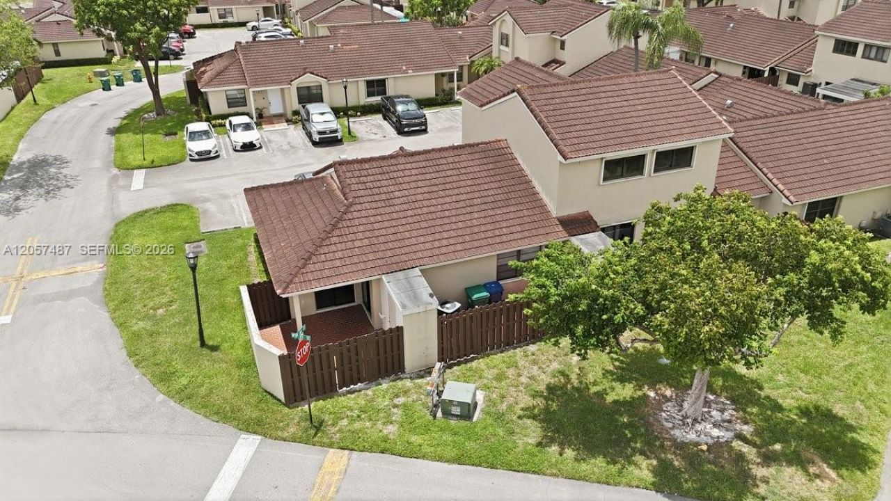 6473 NW 170th Ln , Hialeah, FL 33015 Photo