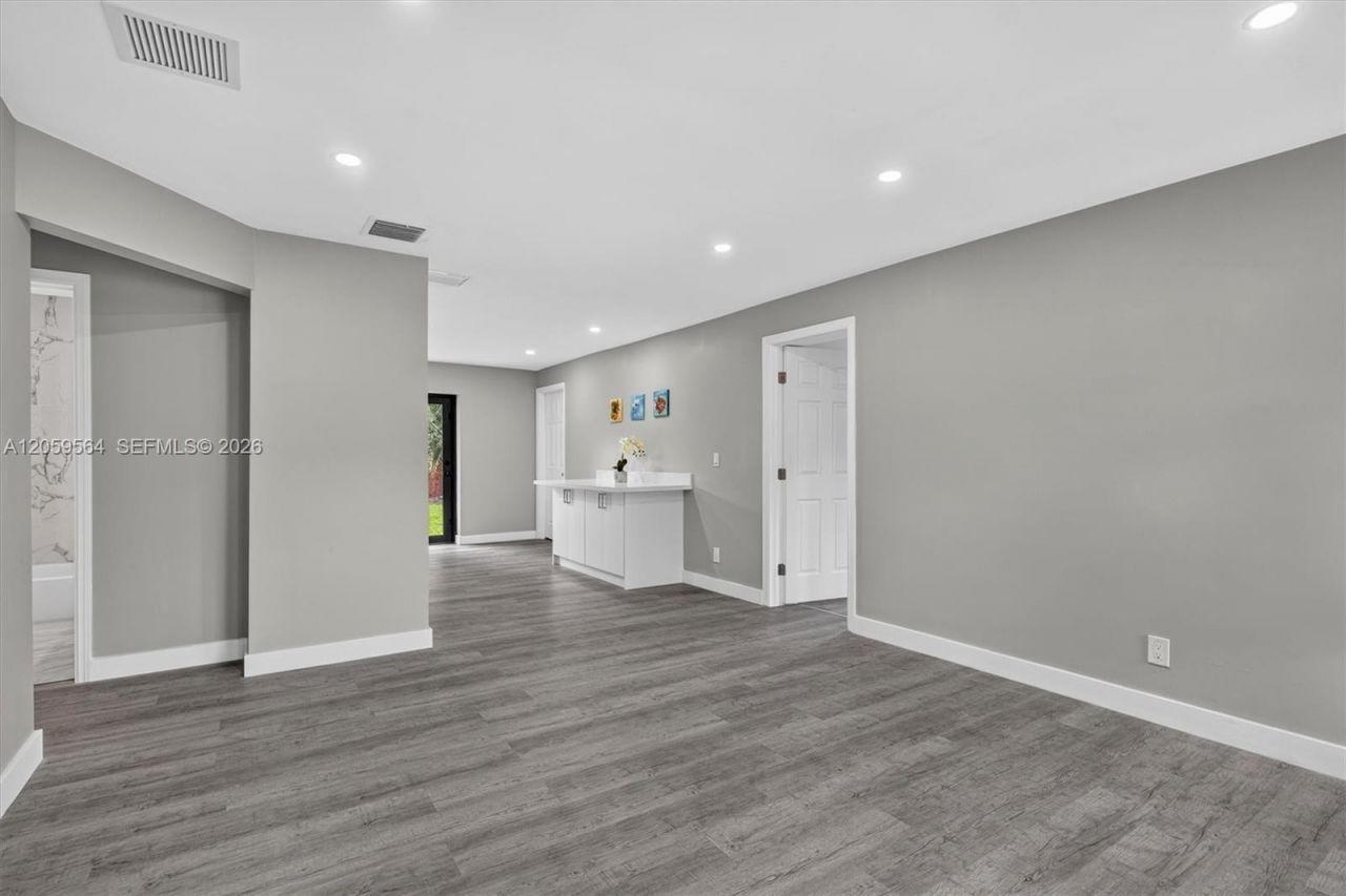 5626 Raleigh St, Hollywood, FL 33021 Photo
