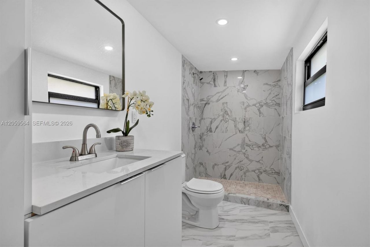 5626 Raleigh St, Hollywood, FL 33021 Photo