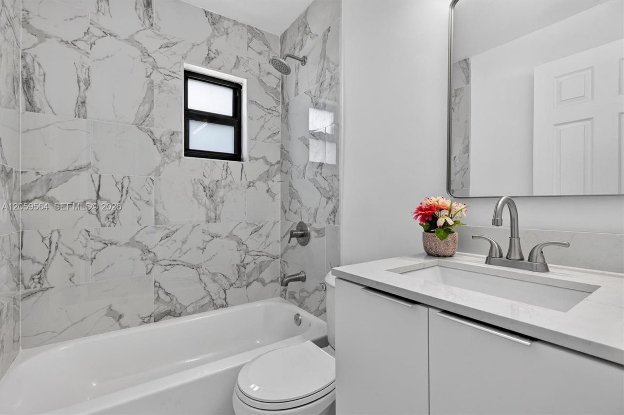 5626 Raleigh St, Hollywood, FL 33021 Photo