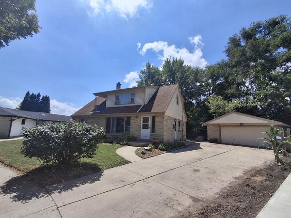 2537 W Bridge STREET, Unit 2539, Milwaukee, WI 53221