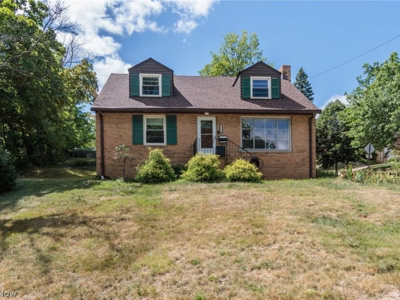 3516 Meadowbrook Boulevard, Cleveland Heights, OH 44118 Photo 1