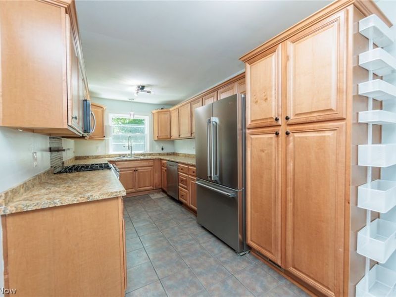 3516 Meadowbrook Boulevard, Cleveland Heights, OH 44118 Photo 11