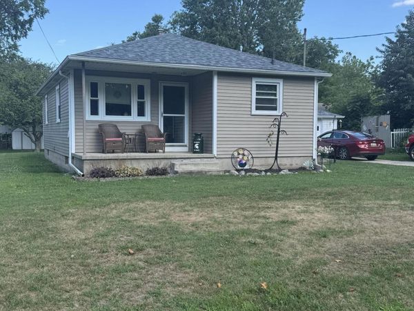 2186 Auburn Avenue, Holt, MI 48842