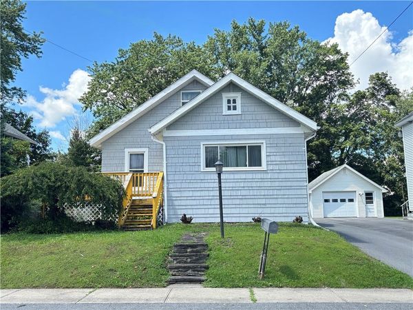 10 Pleasant Avenue , Oneonta, NY 13820