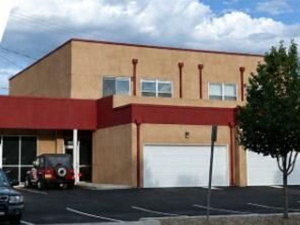 320 Adams Street SE, Albuquerque, NM 87108