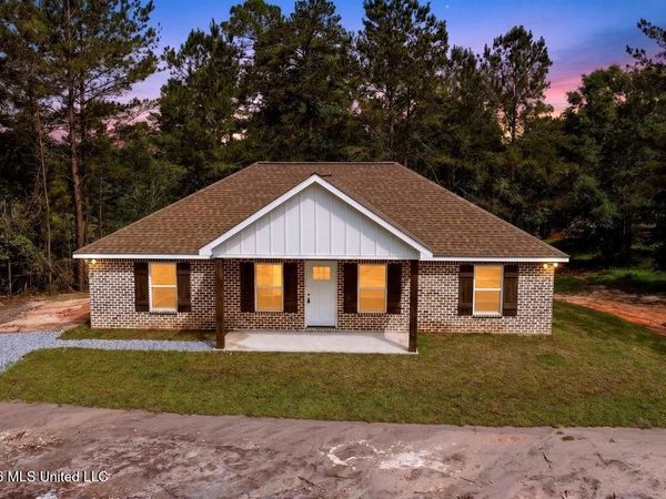85 Bridlewood Drive, Poplarville, MS 39470
