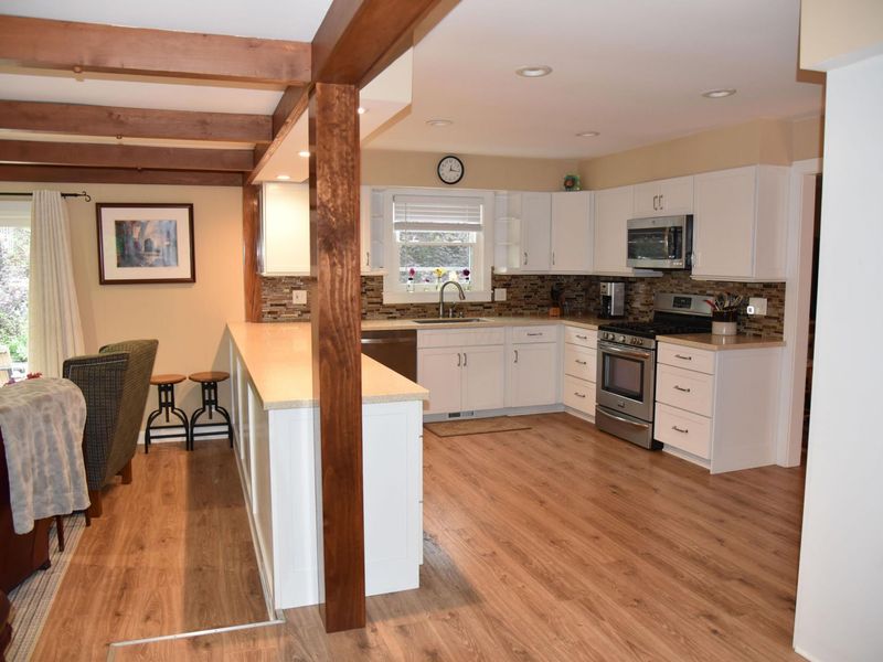961 Lynbrook Road , Columbus, OH 43235 Photo 9