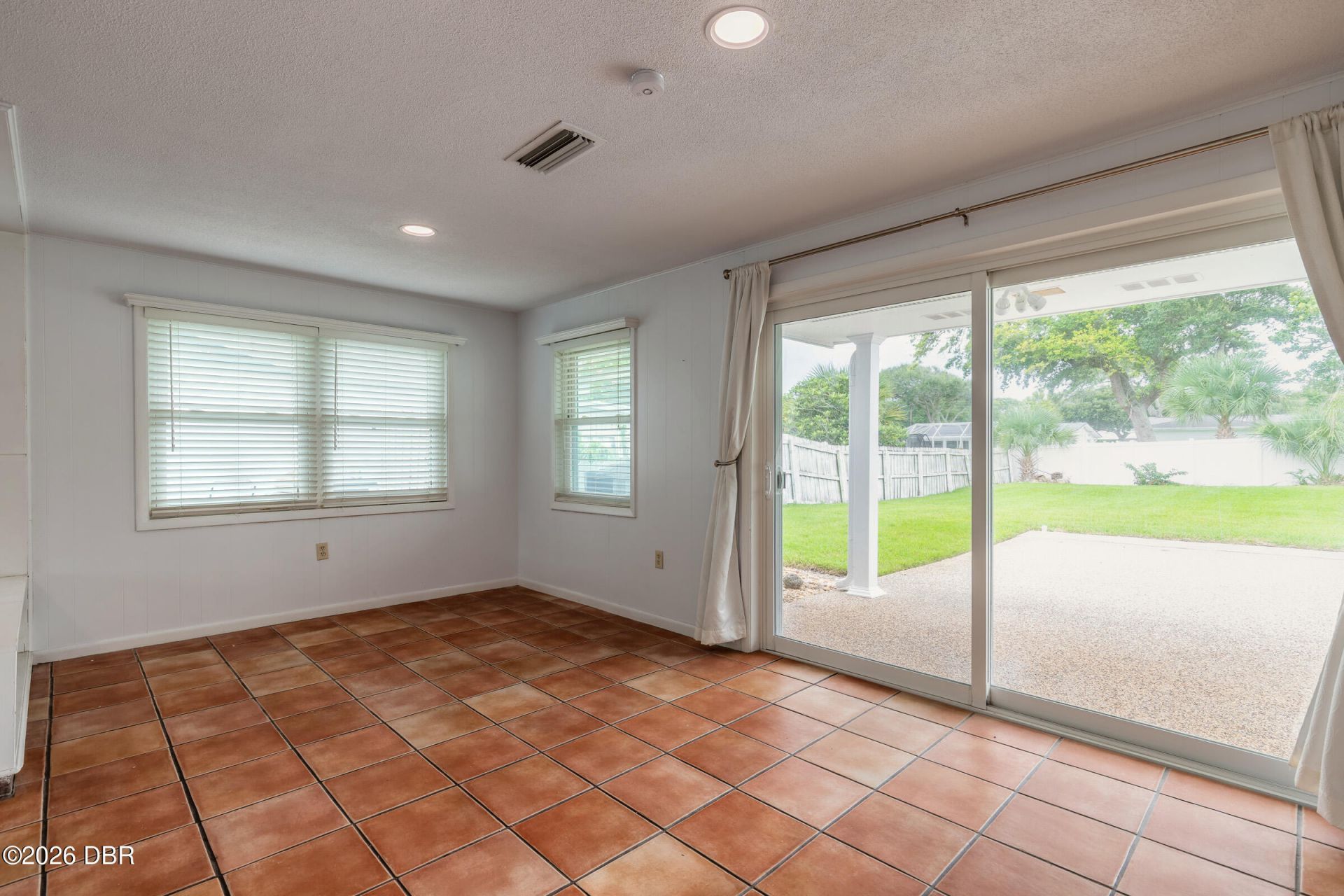 808 E 16th Avenue, New Smyrna Beach, FL 32169 Photo
