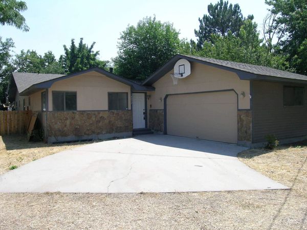 14072 Donald Dr, Nampa, ID 83651