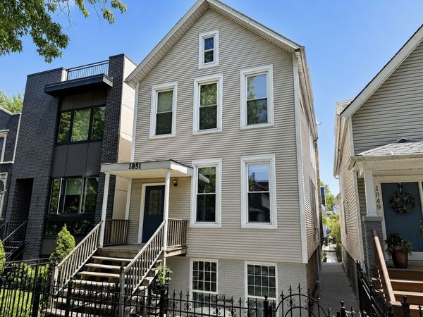 1851 N Fairfield Avenue , Chicago, IL 60647