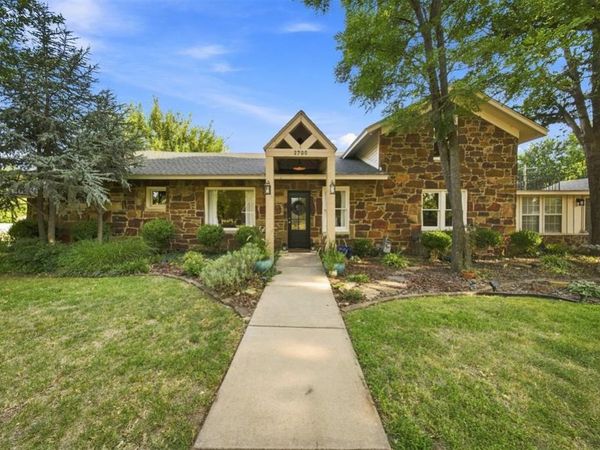 2700 NW 14th Street, Oklahoma City, OK 73107