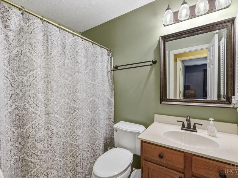 1572 Gelhot Drive, Unit 127, Fairfield, OH 45014 Photo 20