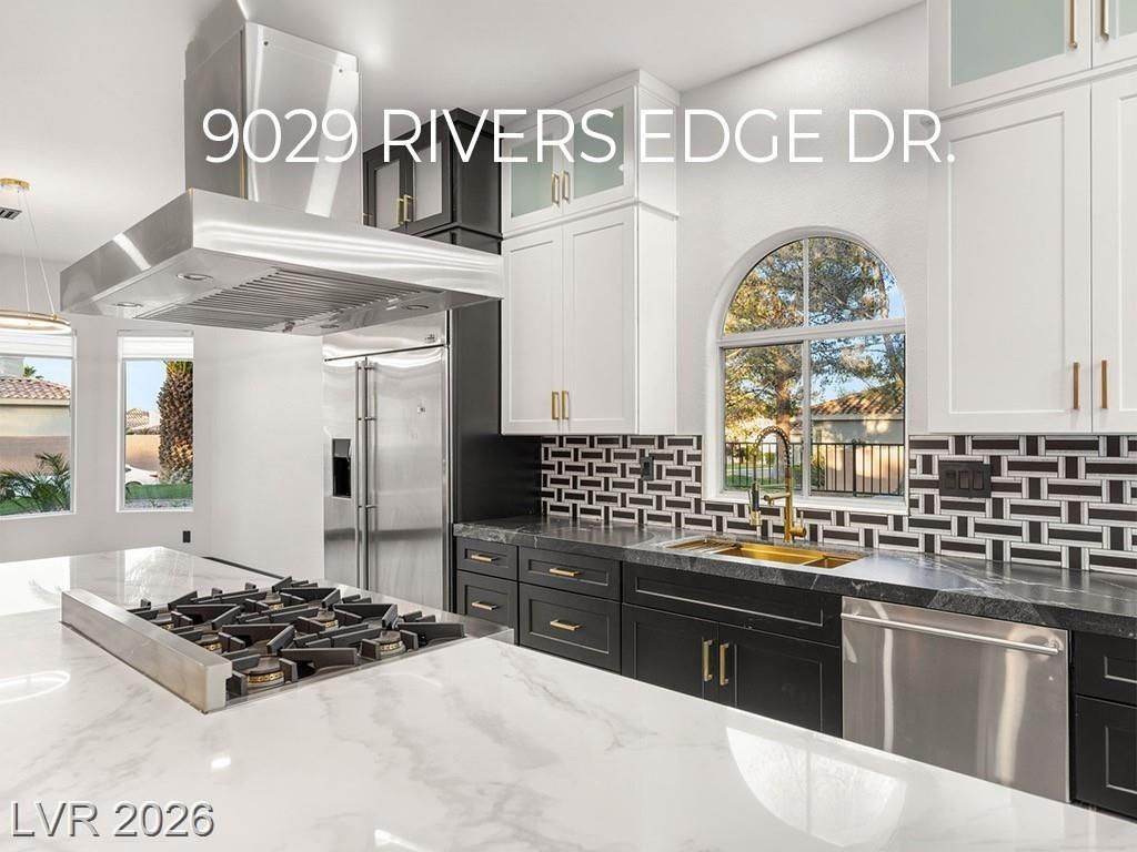 9029 Rivers Edge Drive, Las Vegas, NV 89117 Main Photo