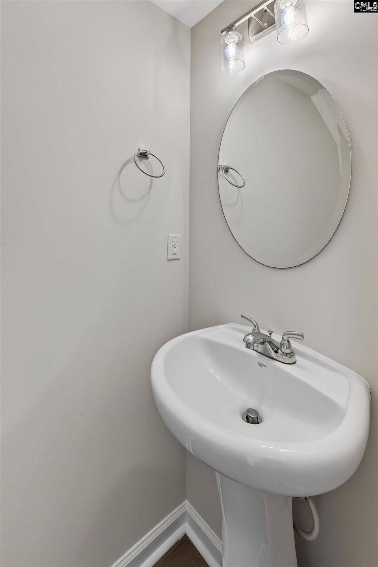 302 Meadow Ridge Court Photo 16