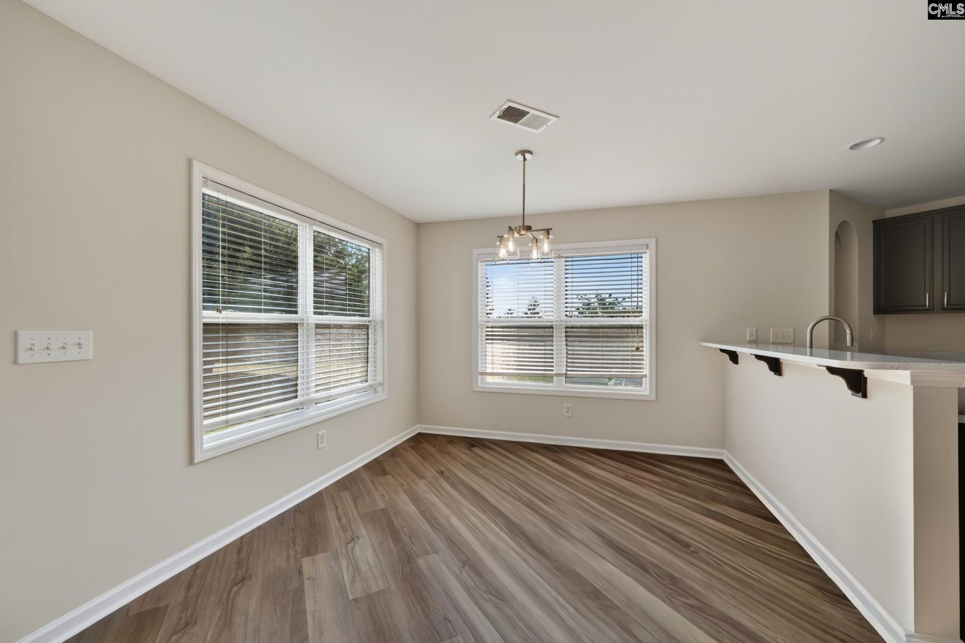 302 Meadow Ridge Court Photo 9
