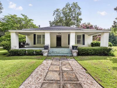 304 Blackmon Street N, Bethune, SC 29009