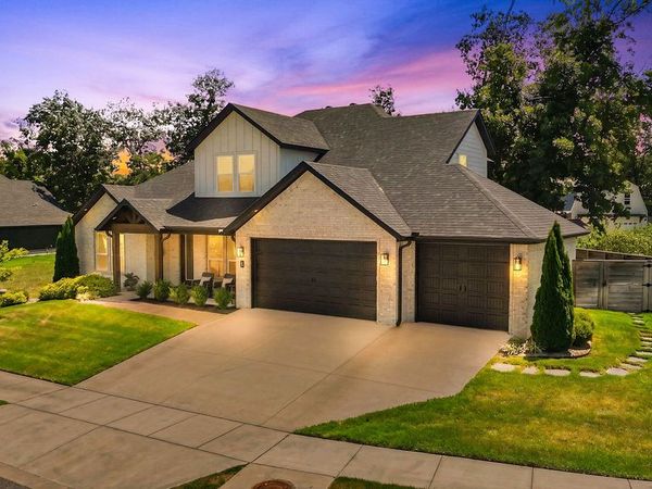 109 SW Autumn Hills Road , Bentonville, AR 72712