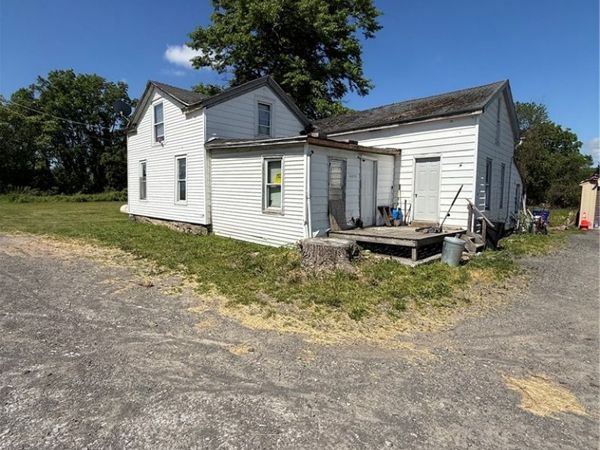 4335 Salt Works Road , Medina, NY 14103