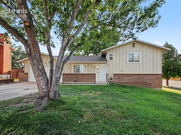 1065 Applewood Drive, Colorado Springs, CO 80907