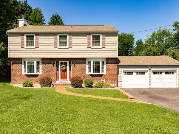 72 Hornbeck Road , Poughkeepsie, NY 12603