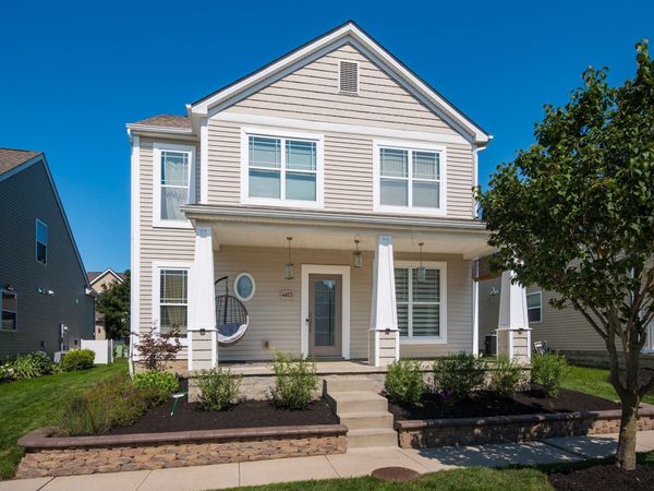 4653 Snowy Meadow Drive, Grove City, OH 43123
