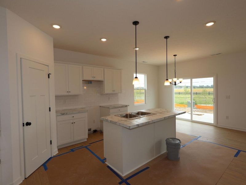 1007 Dawsons Drive, Hebron, OH 43025 Photo 9