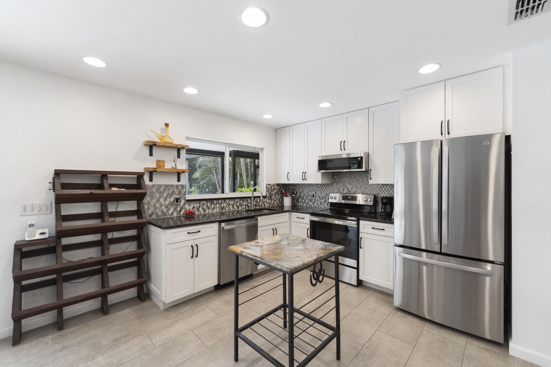 253 SW Cherryhill Road, Port Saint Lucie, FL 34953 Photo