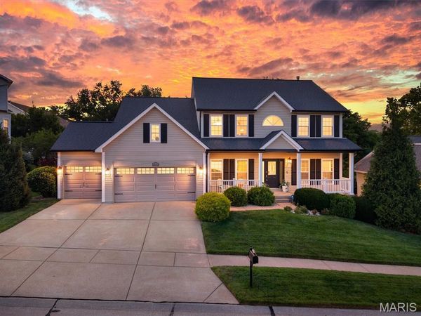 3559 Burgundy Way Drive, St Louis, MO 63129