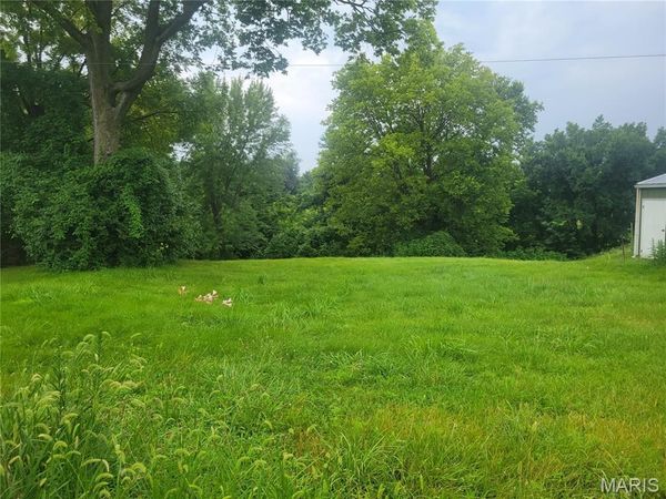 411 N 6th Street , Elsberry, MO 63343